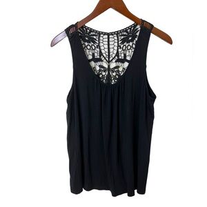 Spense Ladys Blouse With Detail In The Back. Size M 95% Viscose 5% Spandex.🥰😍